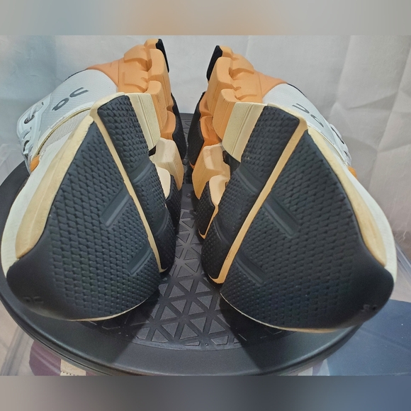 On Running Womens Cloud Flyer Running Training Shoes White Sand Orange SIZE 8 - Picture 6 of 14